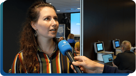 Blok leraar aan het woord